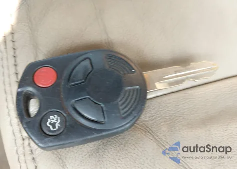 2011 Ford Escape Xlt from USA, damaged, VIN 1FMCU0D75BKA72761